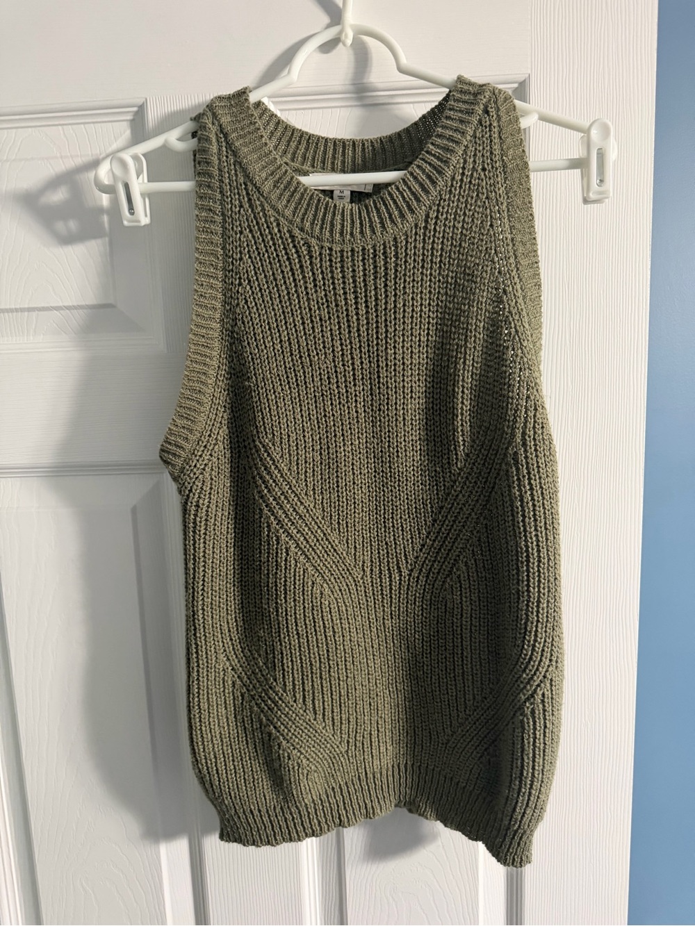 mine Olive Green Ribbed Knit Sleeveless Sweater Vest